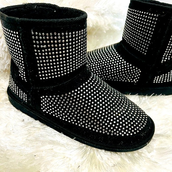 Be Bold in the cold! - Picture 1 of 1